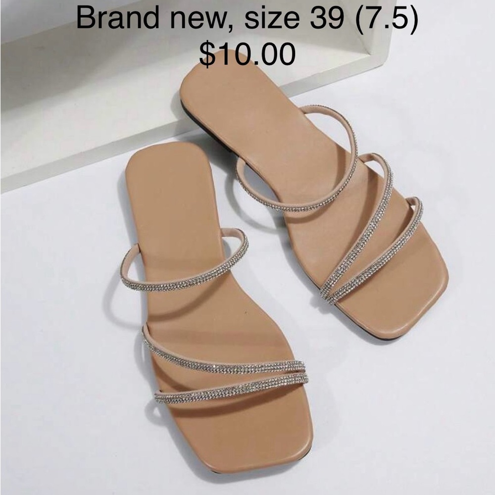 Elegant Tan Strappy Sandals